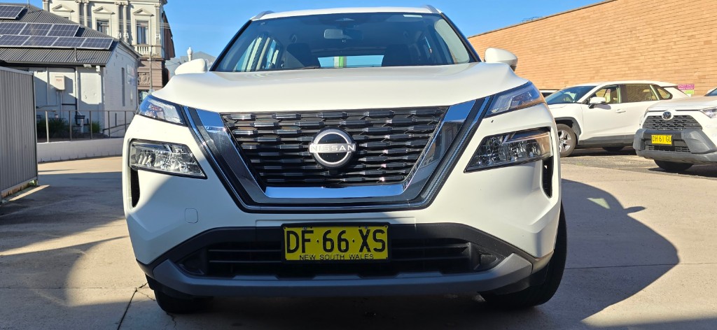 Nissan X-Trail exterior after detailing